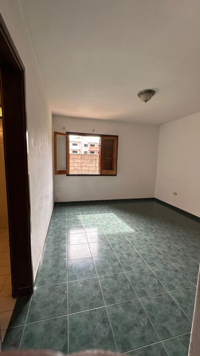 Carlos Paz magnifica casa 6 dormitorios pileta - Imagen 10