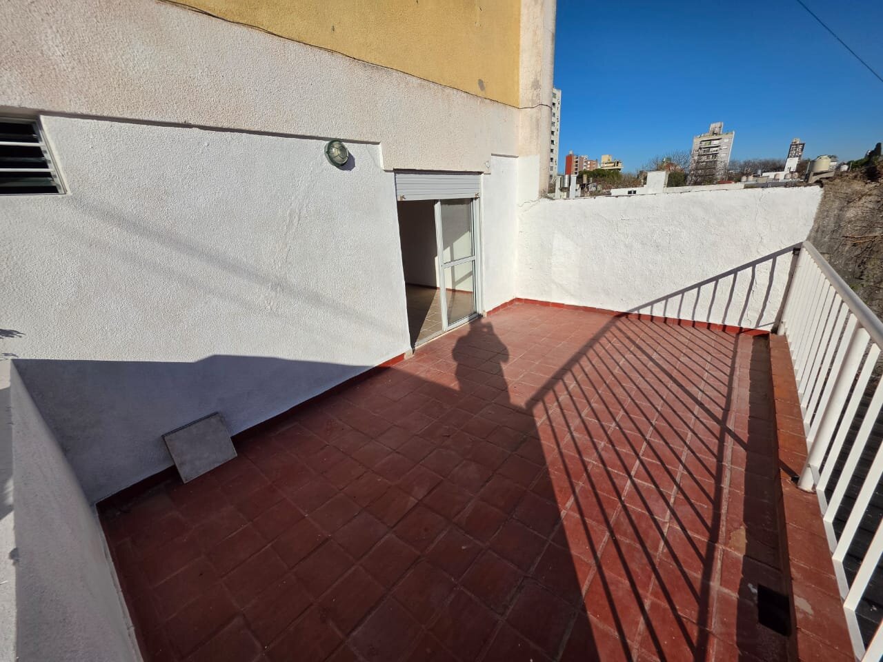 ALQUILER 1 DORM + PATIO EXCELENTE ESTADO - 6