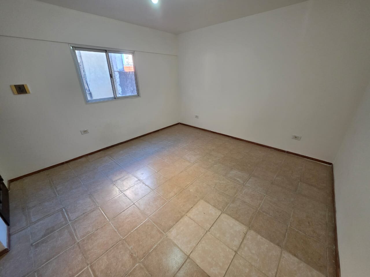 ALQUILER 1 DORM + PATIO EXCELENTE ESTADO - 9