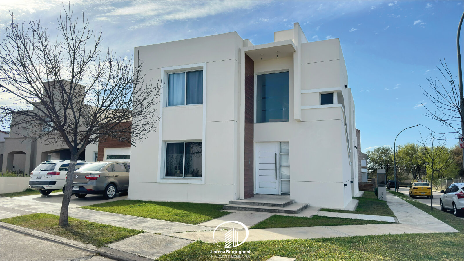 Casa en Venta Altos de Manantiales -- 4 Dormitorios 4 Baños - 3