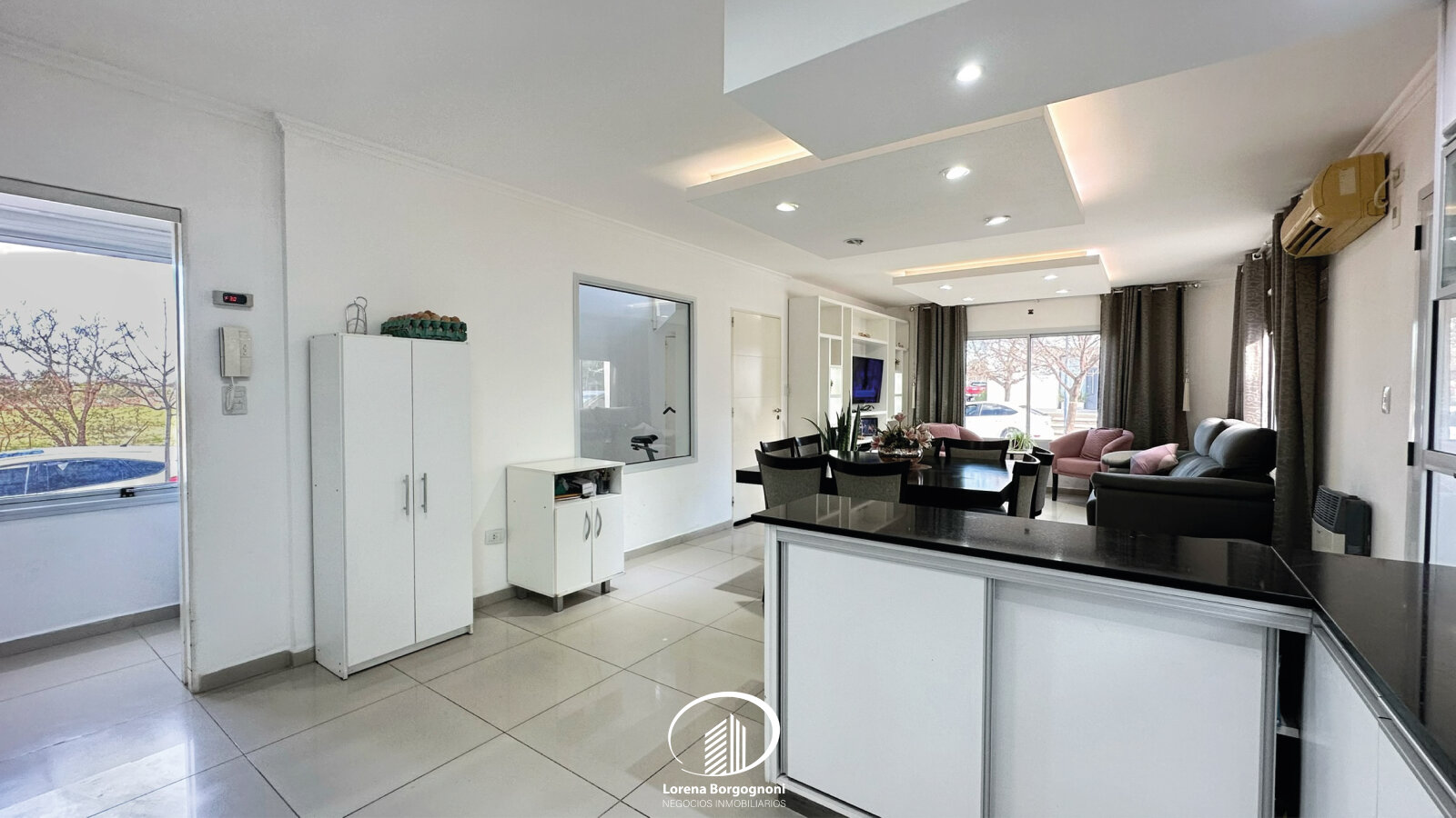 Casa en Venta Altos de Manantiales -- 4 Dormitorios 4 Baños - 7