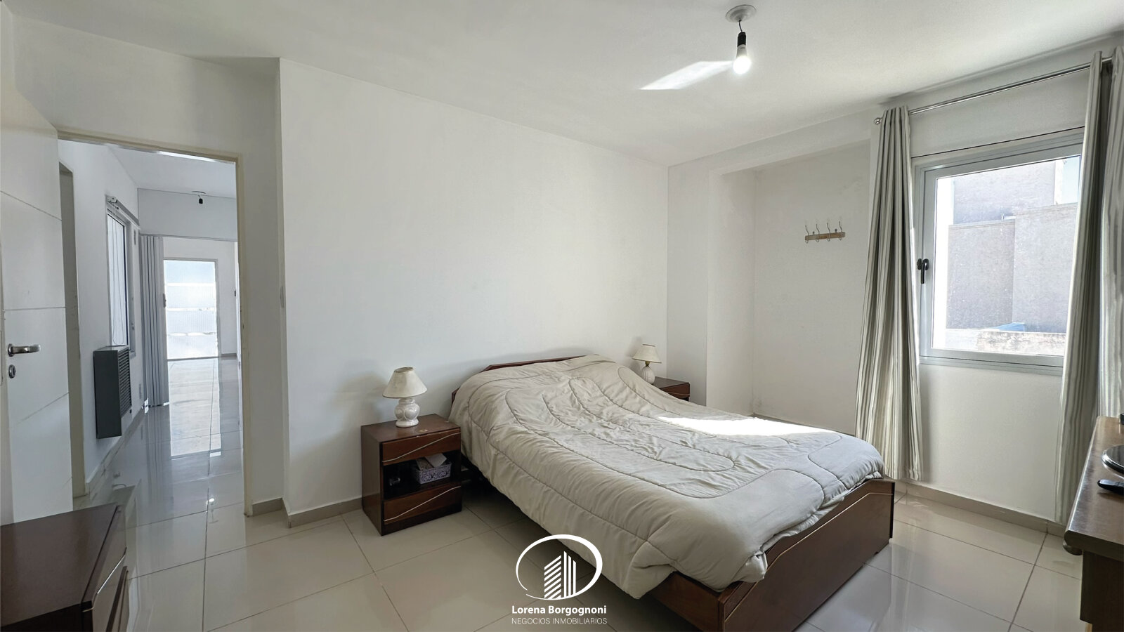 Casa en Venta Altos de Manantiales -- 4 Dormitorios 4 Baños - 41