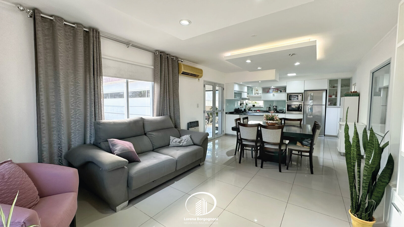 Casa en Venta Altos de Manantiales -- 4 Dormitorios 4 Baños - 24