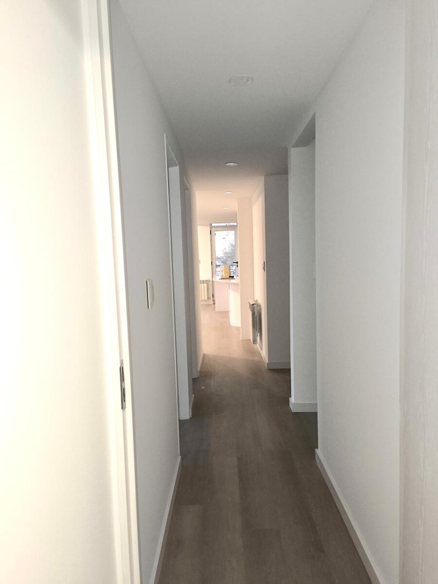 Departamento de 3 dormitorios y cochera - 9 de Julio y Ov Lagos - 10