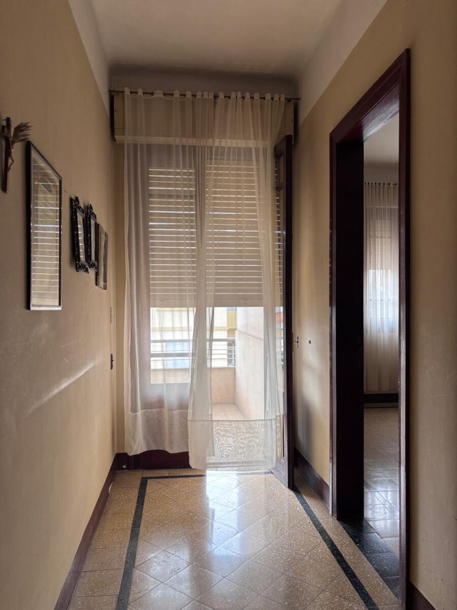 PROPIEDAD EN VENTA EN SAN JERÓNIMO NORTE | 818 M² | 411 M² CUBIERTOS | IDEAL USO PROFESIONAL, INSTITUCIONAL O COMERCIAL - Imagen 21