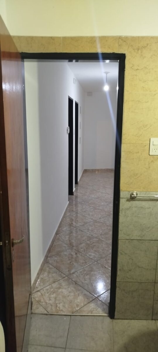 CASA 2 DORMITORIOS AMOBLADA CON JARDÍN Y COCHERA - 19