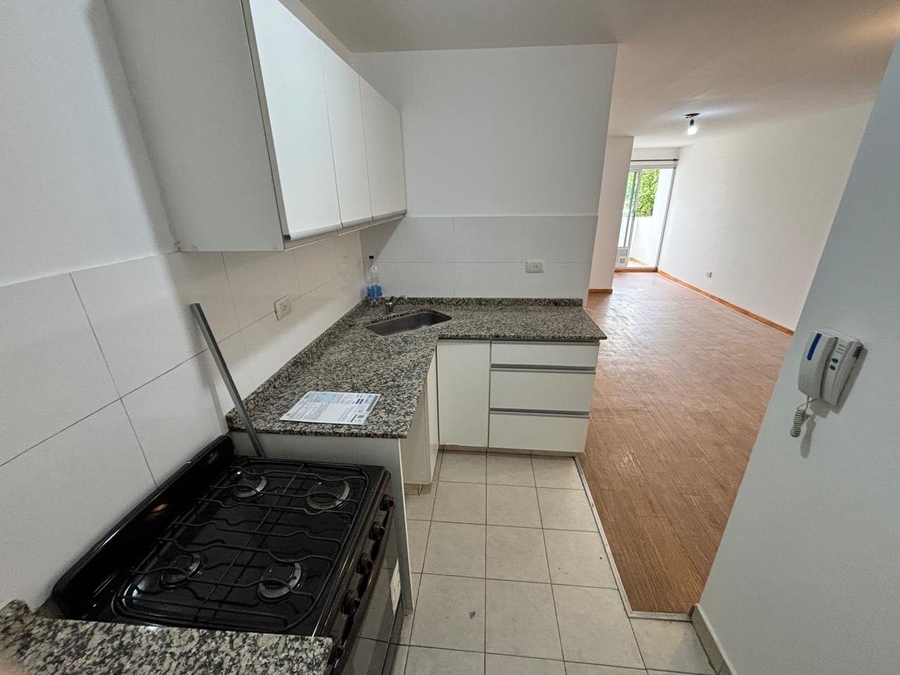 ALQUILER de departamento 1 dormitorio en Barrio General Paz - Imagen 5