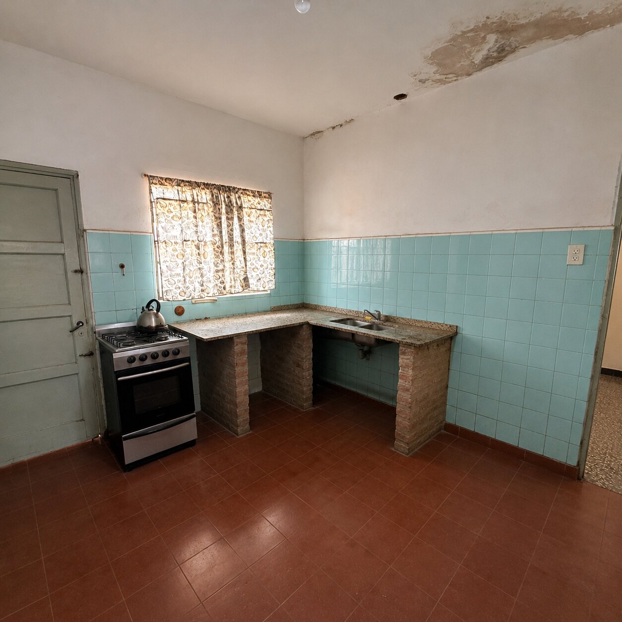CASA PARA FLIPPING INMOBILIARIO – BARRIO CENTRO AMÉRICA | 250 M² DE TERRENO - 3