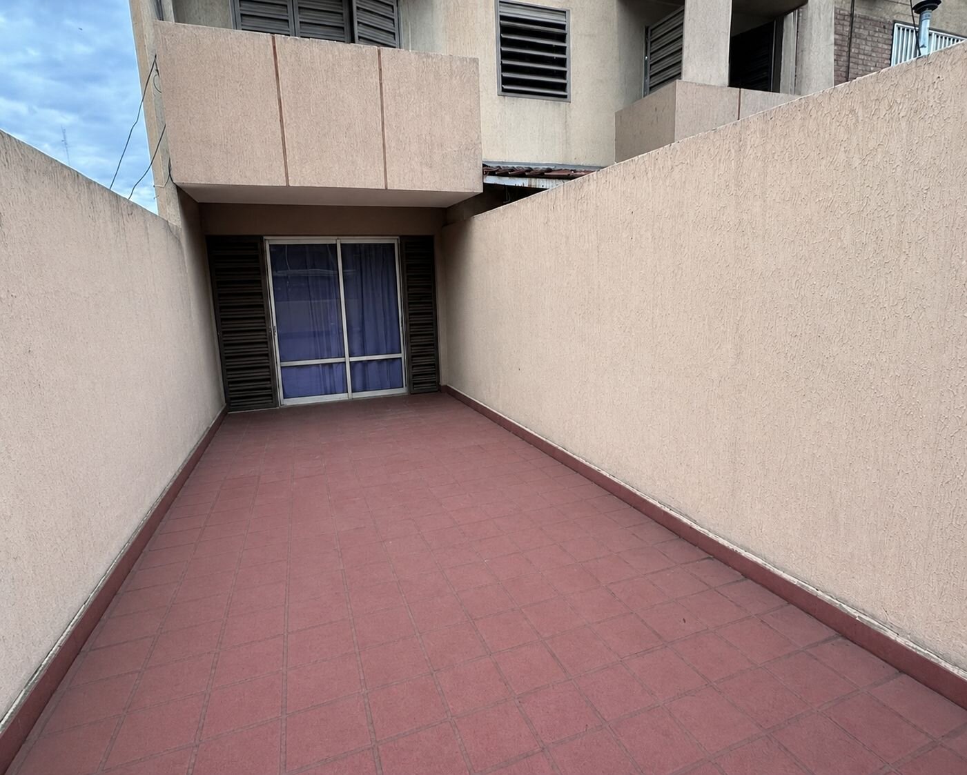 Oportunidad! Monoambiente en el centro con terraza propia. Excelente para inversion. Desocupado - 9
