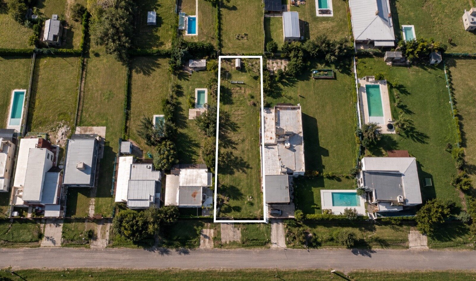 Lote en Las Tardes - Barrio abierto residencial - 2