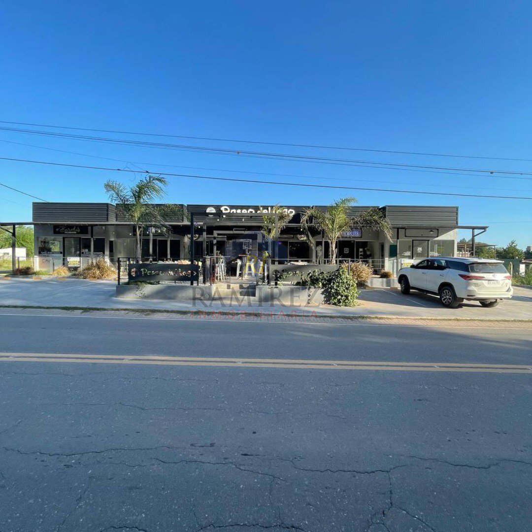 Locales comerciales villa rumipal