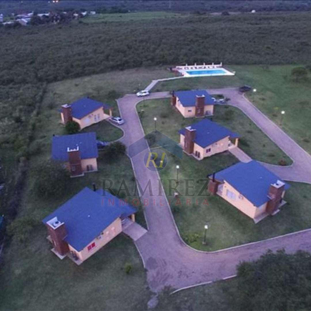 Complejo de Cabañas en Villa Rumipla - Imagen 4