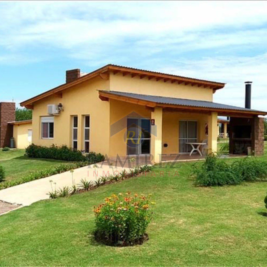Complejo de Cabañas en Villa Rumipla
