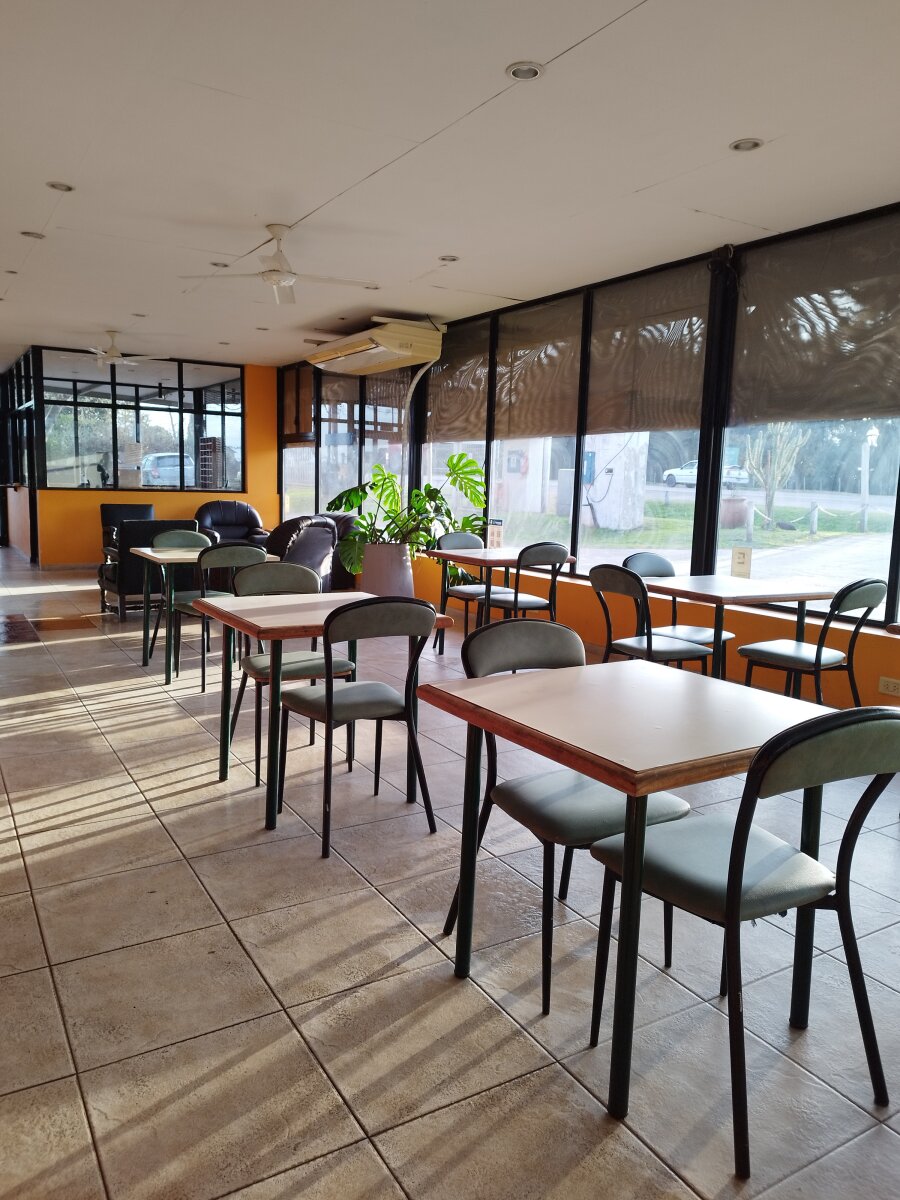 VENTA | Hotel con gran potencial turístico -Hotel Sanguinetti – Victoria, Entre - 18