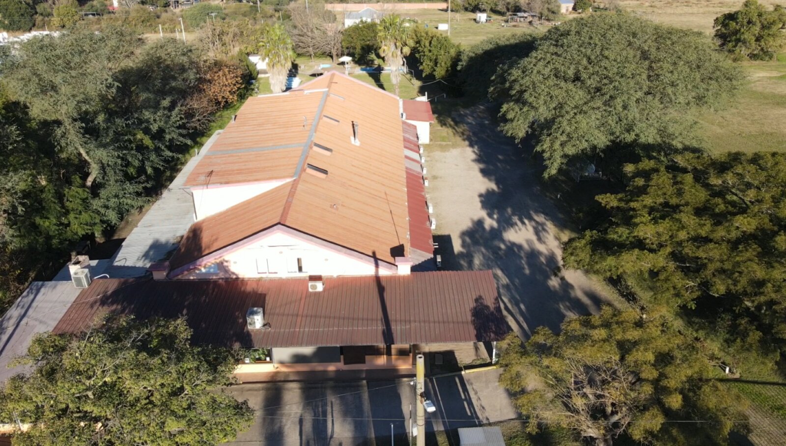 VENTA | Hotel con gran potencial turístico -Hotel Sanguinetti – Victoria, Entre - 8
