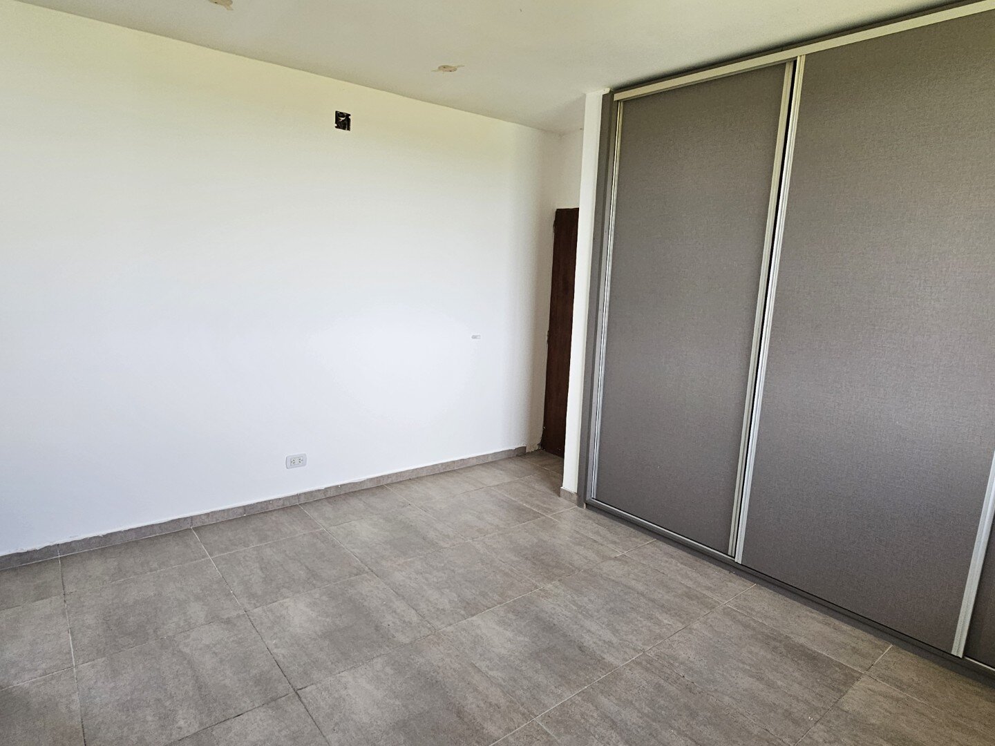 VENTA | Casa de 3 dormitorios con pileta y amplio terreno! Barrio Los Algarrobos – Victoria, Entre Ríos - 24