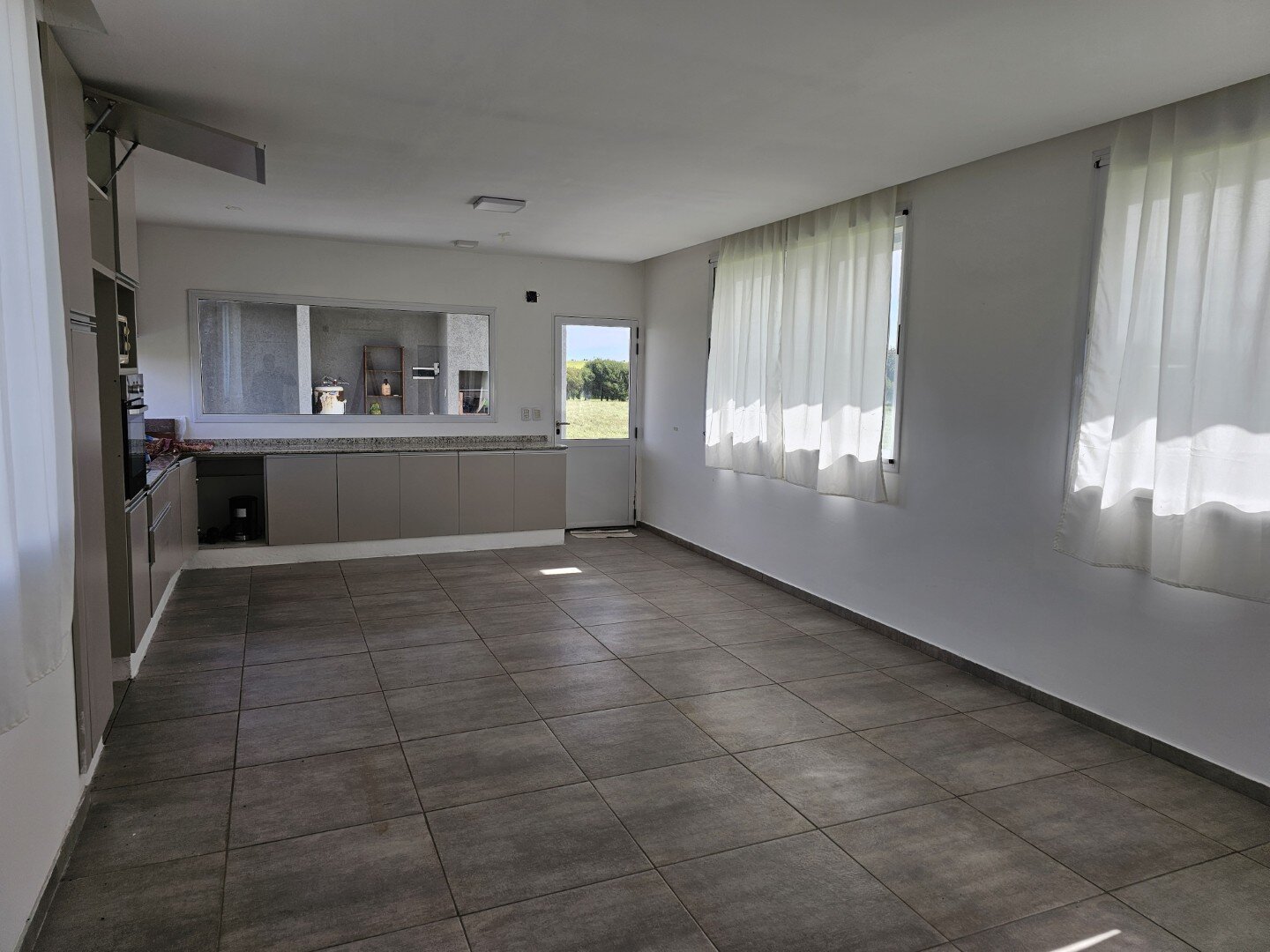 VENTA | Casa de 3 dormitorios con pileta y amplio terreno! Barrio Los Algarrobos – Victoria, Entre Ríos - 10