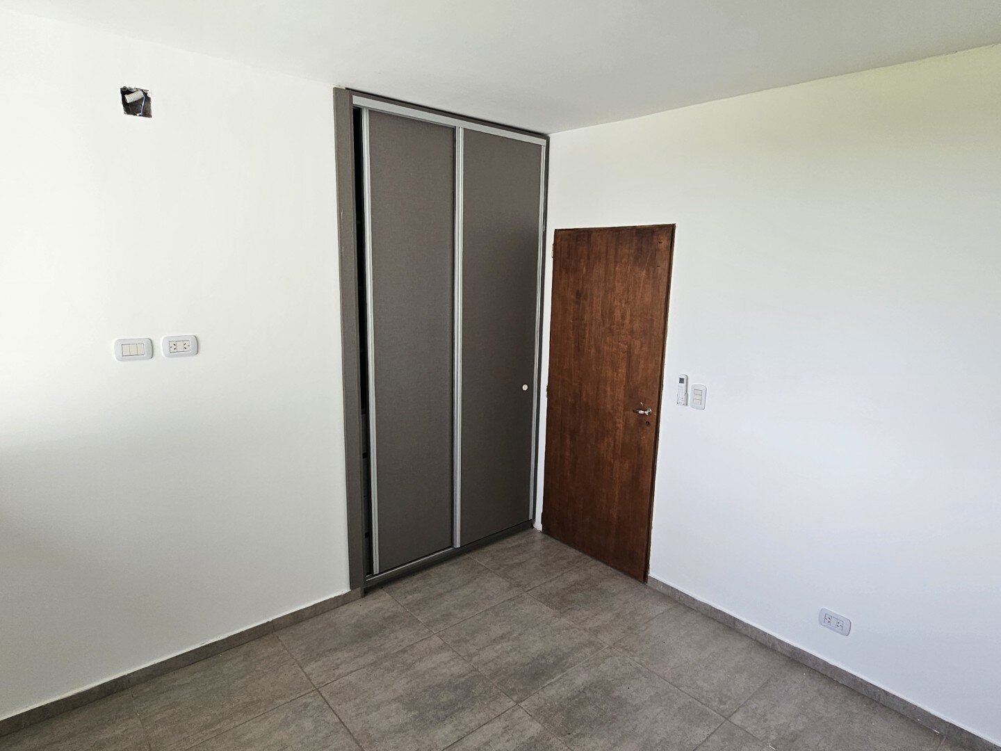 VENTA | Casa de 3 dormitorios con pileta y amplio terreno! Barrio Los Algarrobos – Victoria, Entre Ríos - 18