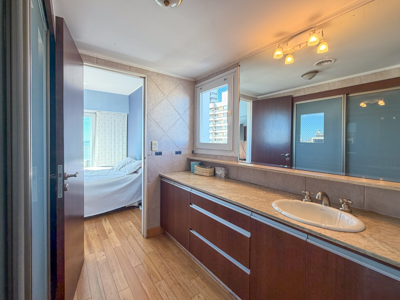 VENTA DEPARTAMENTO 3 DORMITORIOS FRENTE AL RIO - 22