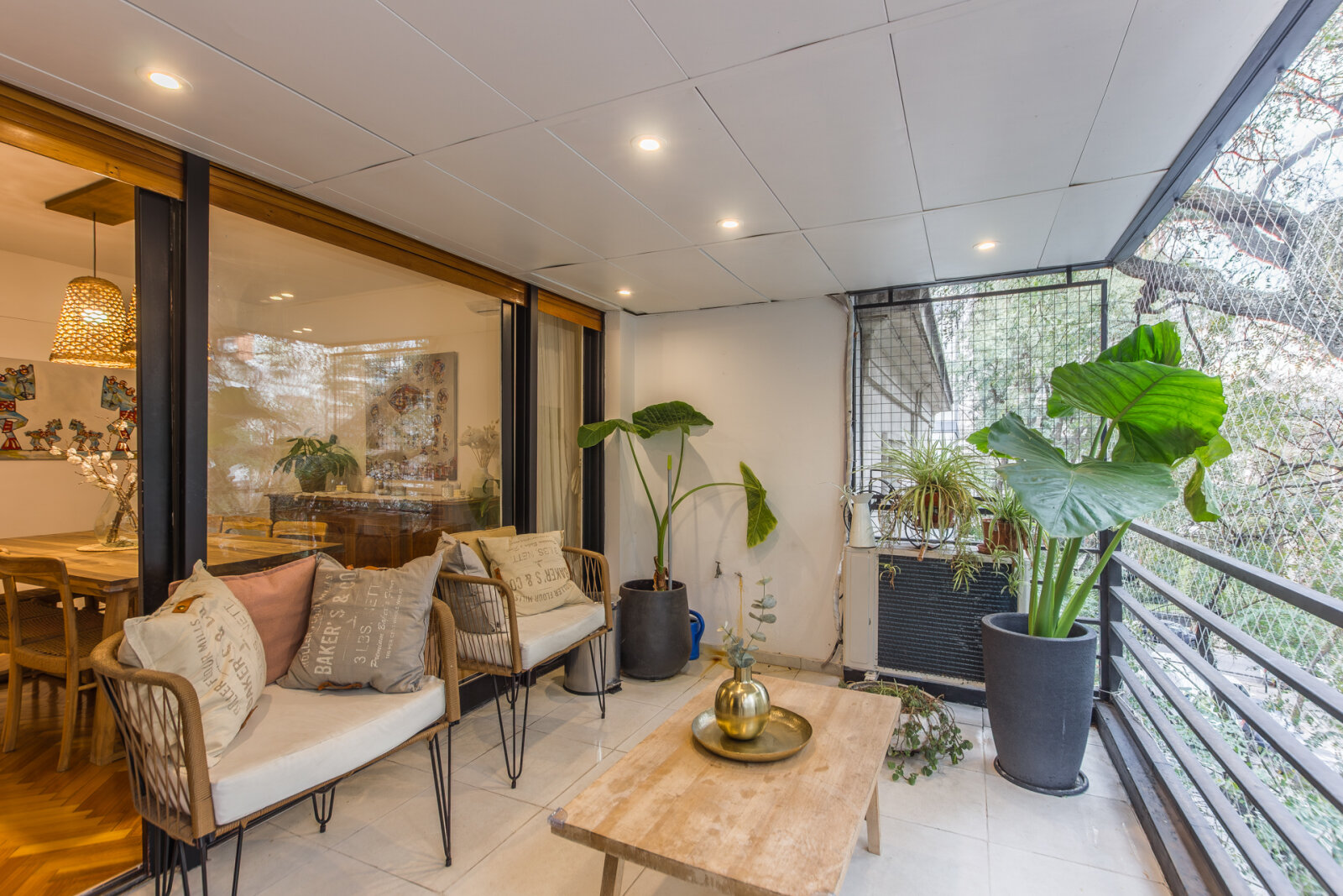 Venta. Departamento 4 ambientes. Apto Credito. Belgrano - 2