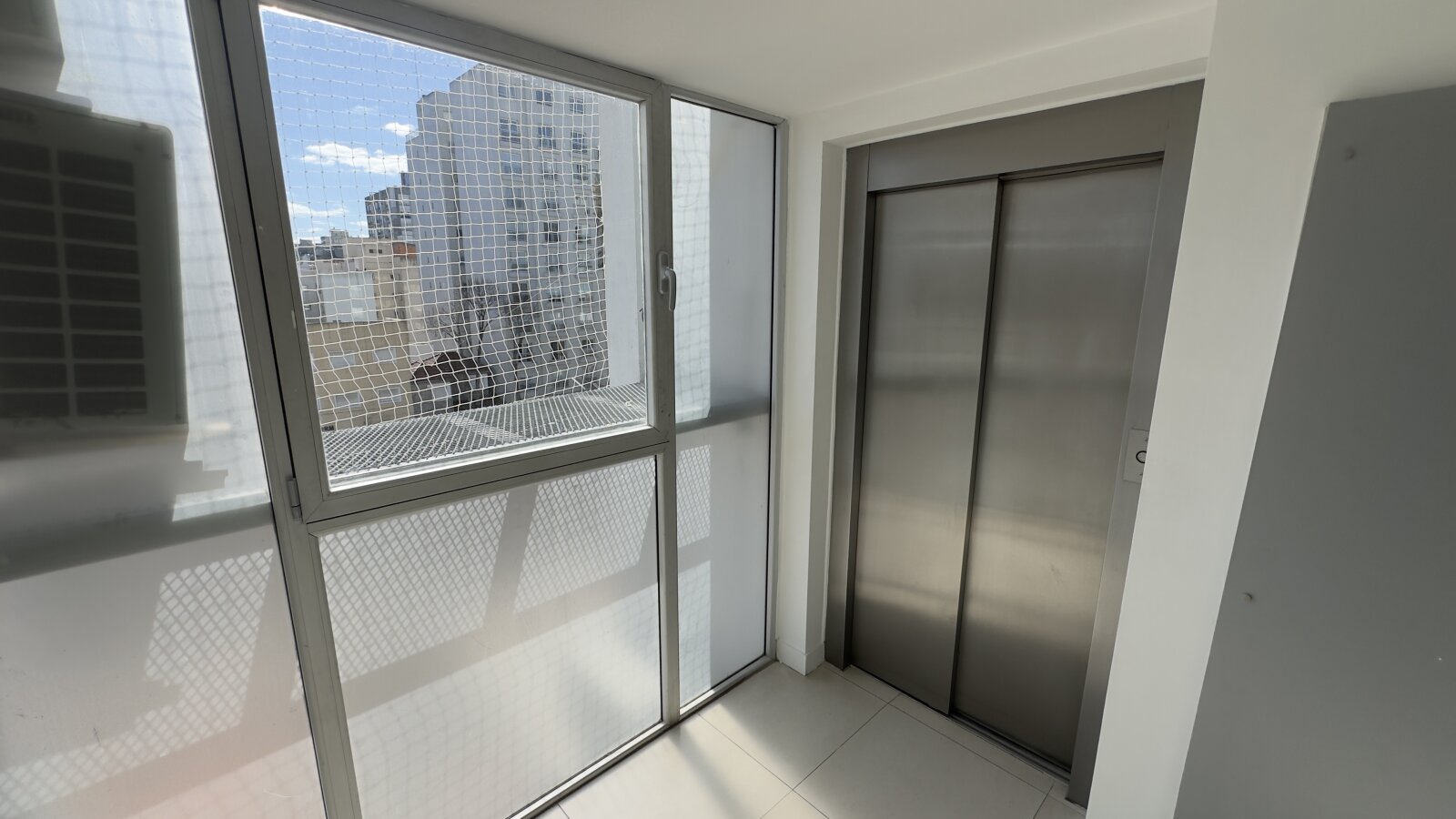 Oficina en Venta - Zona Aldrey - 24