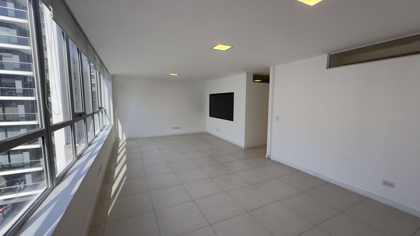 Oficina en Venta - Zona Aldrey - 17