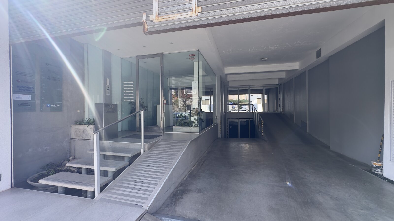Oficina en Venta - Zona Aldrey - 18