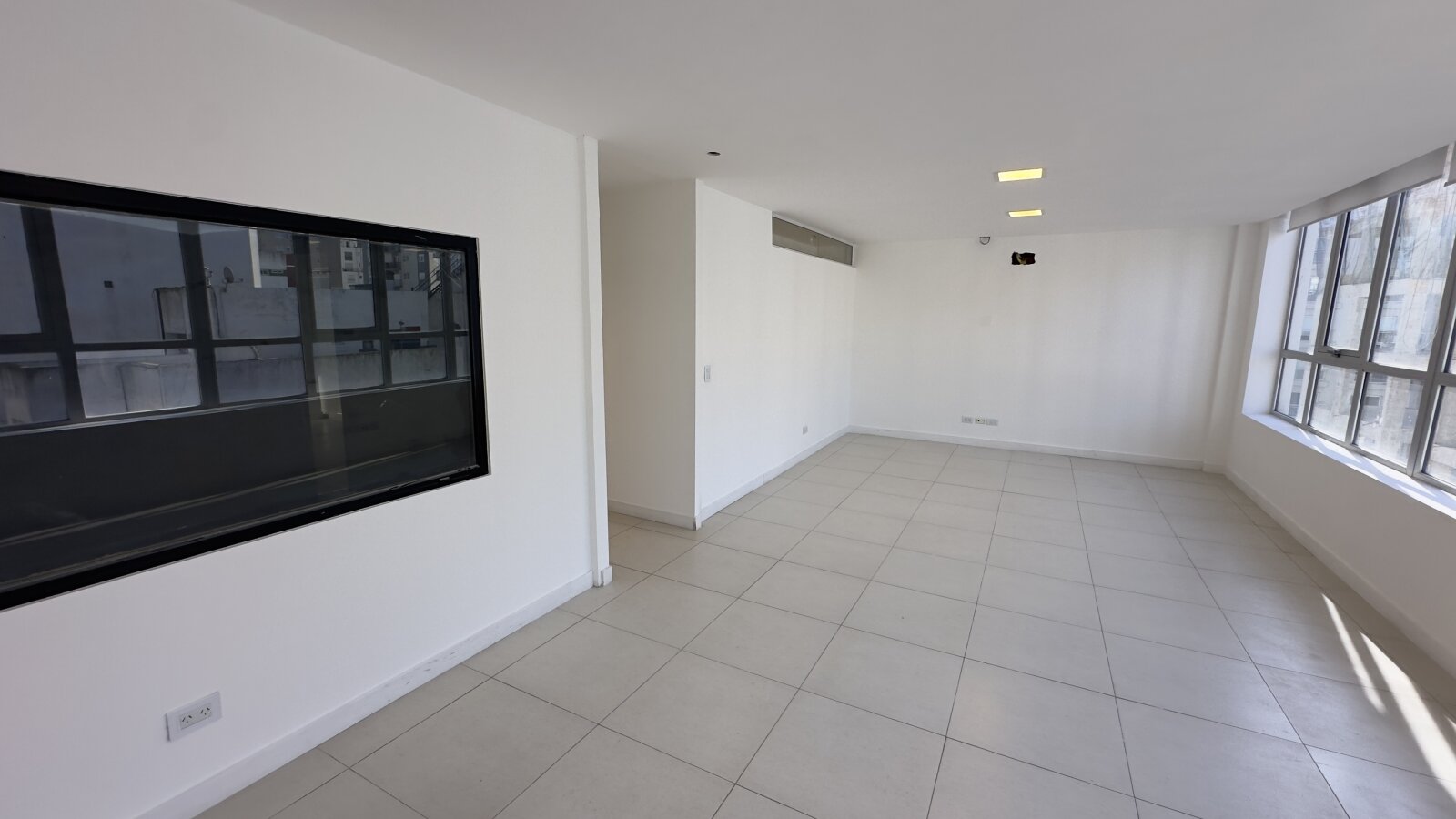 Oficina en Venta - Zona Aldrey - 16