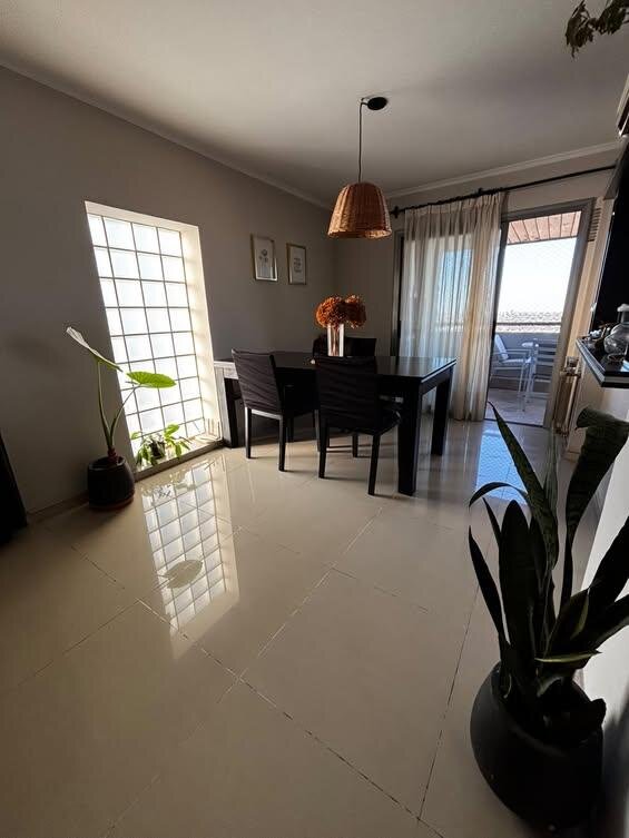 VENTA DEPARTAMENTO 2 DORMITORIOS ALTO VILLASOL PISO ALTO BALCON Y ASADOR — foto 2