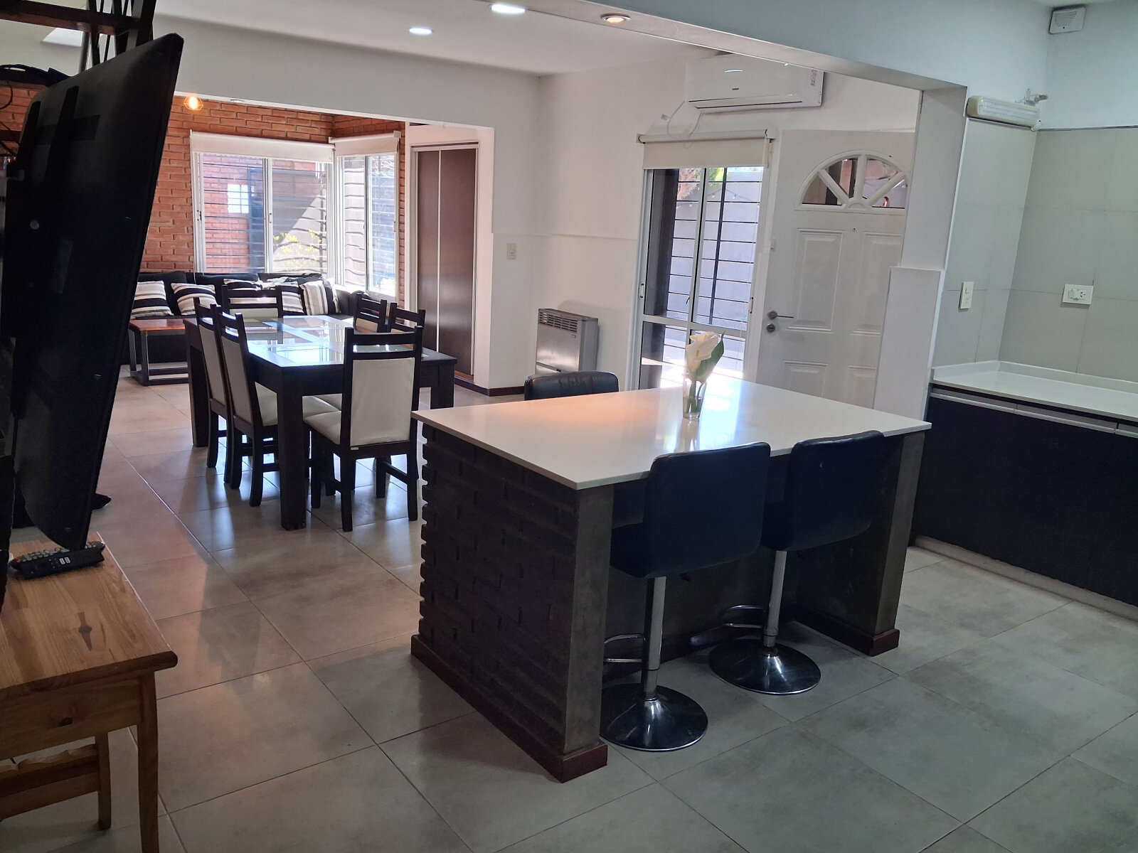 Amplia casa de 3 dormitorios a la venta en Ibarlucea. - 15