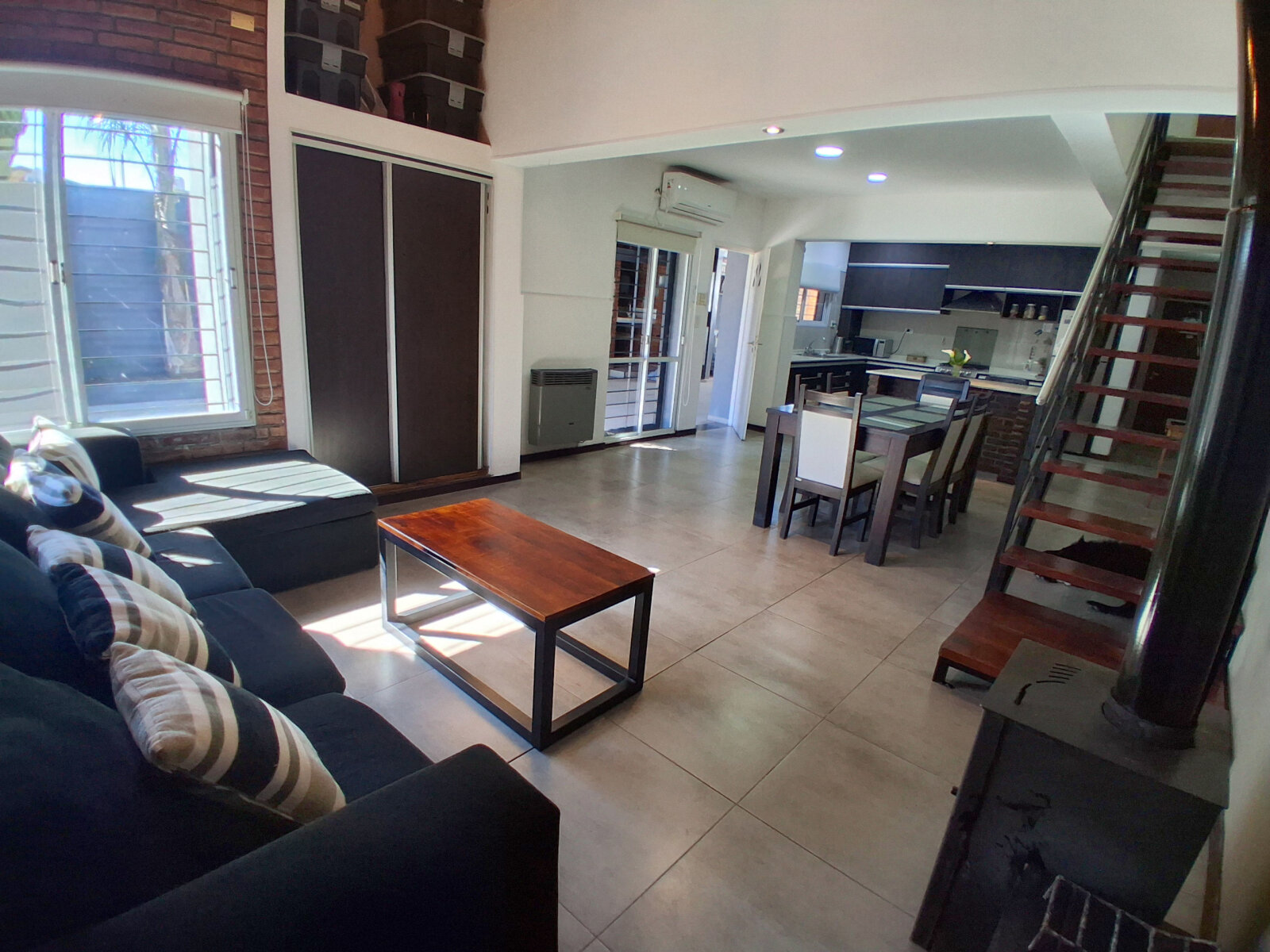 Amplia casa de 3 dormitorios a la venta en Ibarlucea. - 18