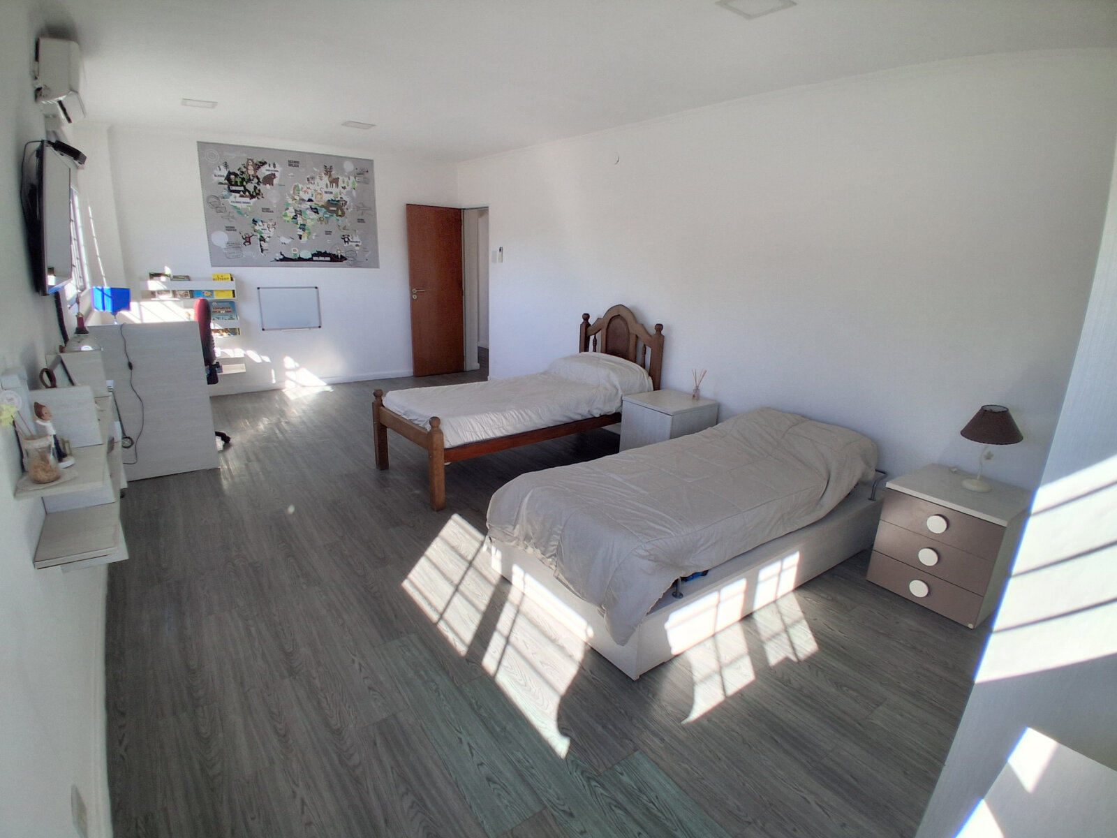 Amplia casa de 3 dormitorios a la venta en Ibarlucea. - 30