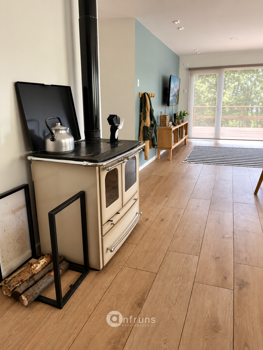 House for Sale in Coyhaique | 3 Bedrooms | 3 Bathrooms | 160 m² | $1,600,000 - 4