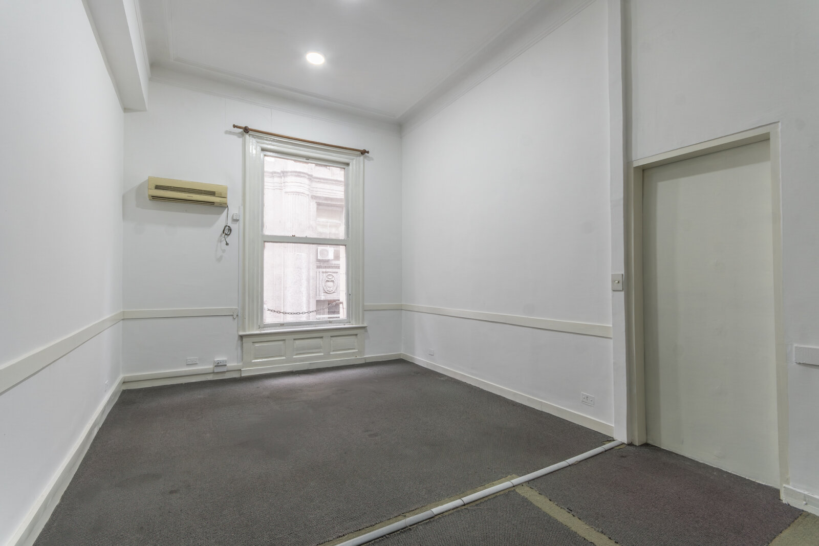 Estudio/ Oficina/ Consultorio. Microcentro - 32