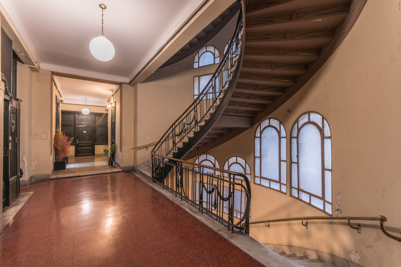 Estudio/ Oficina/ Consultorio. Microcentro - 12