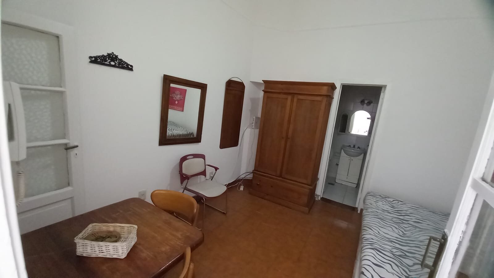 Barrio Norte, Talcahuano y Arenales, 35m2, $ 650,000 + expensas ( Agosto 2026= $ 250,000) + servicios. — foto 3