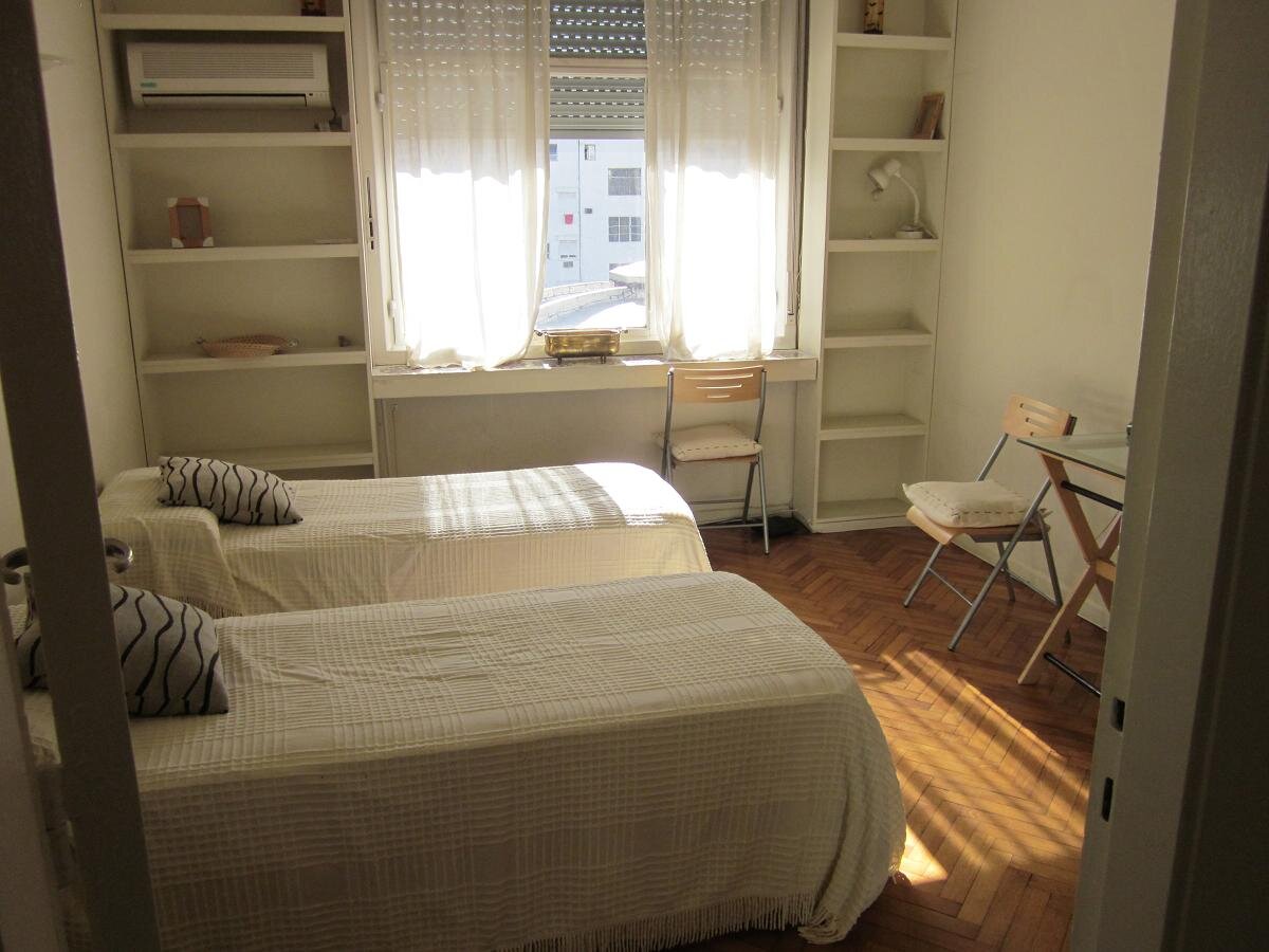 Barrio Norte, Talcahuano 1000, 1 amb, 610, 30m2, u$s 550 todo incluido con tope de $30,000 de luz. — foto 3