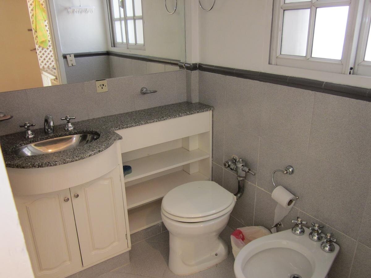 Barrio Norte, Talcahuano 1000, 1 amb, 610, 30m2, u$s 550 todo incluido con tope de $30,000 de luz. — foto 7