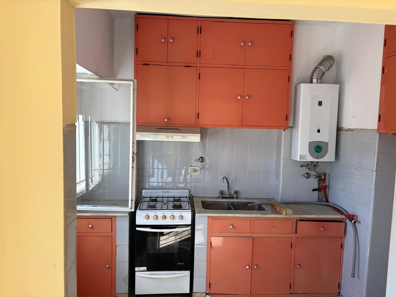Departamento 2 dormitorios, frente, Genova 1587 4to Piso. — foto 9