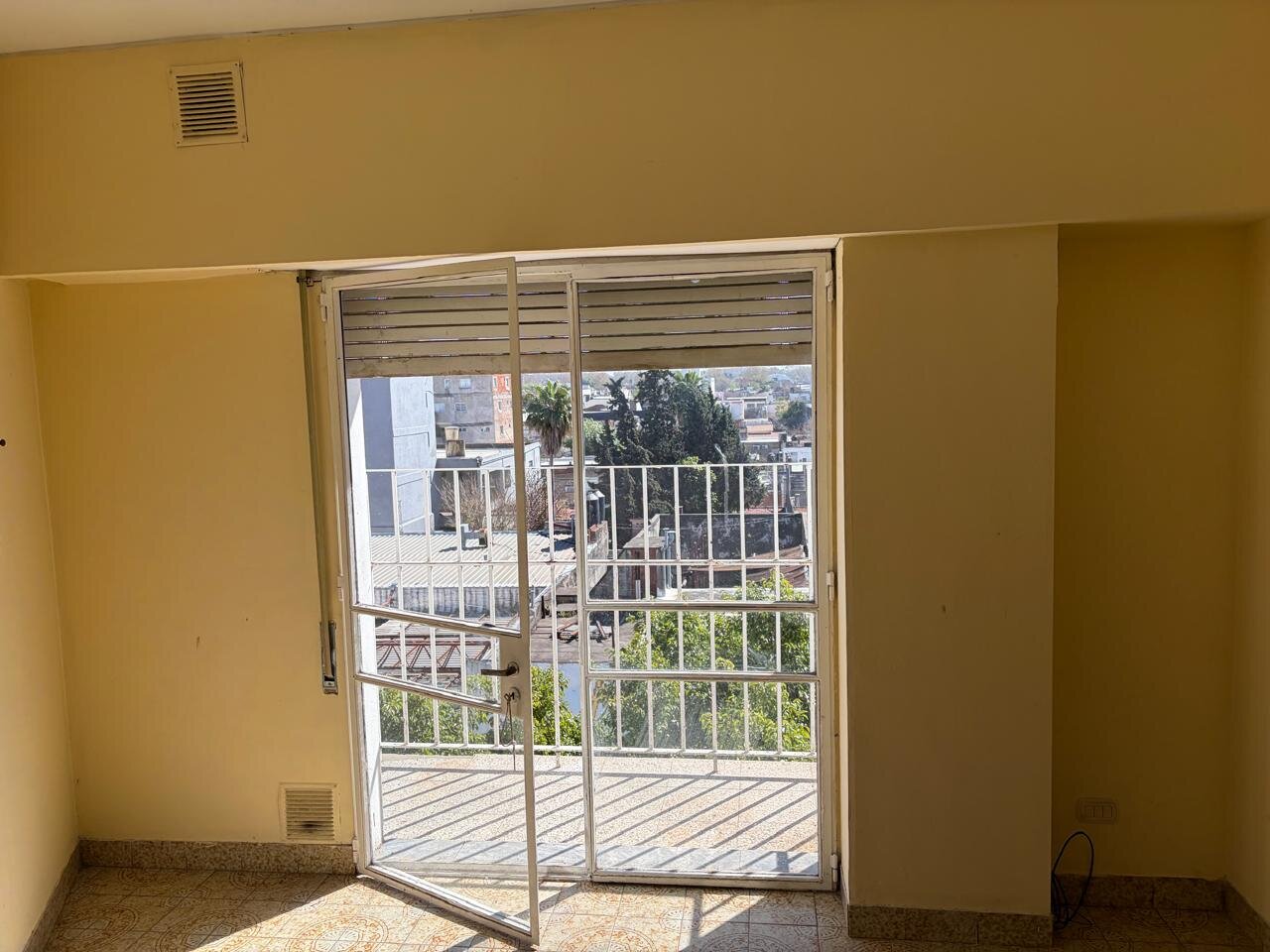 Departamento 2 dormitorios, frente, Genova 1587 4to Piso. — foto 7