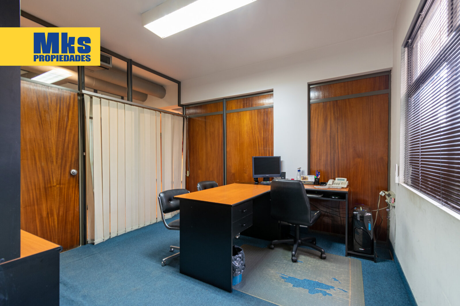 Venta. Galpon con oficinas y estacionamientos. Pompeya. - 32