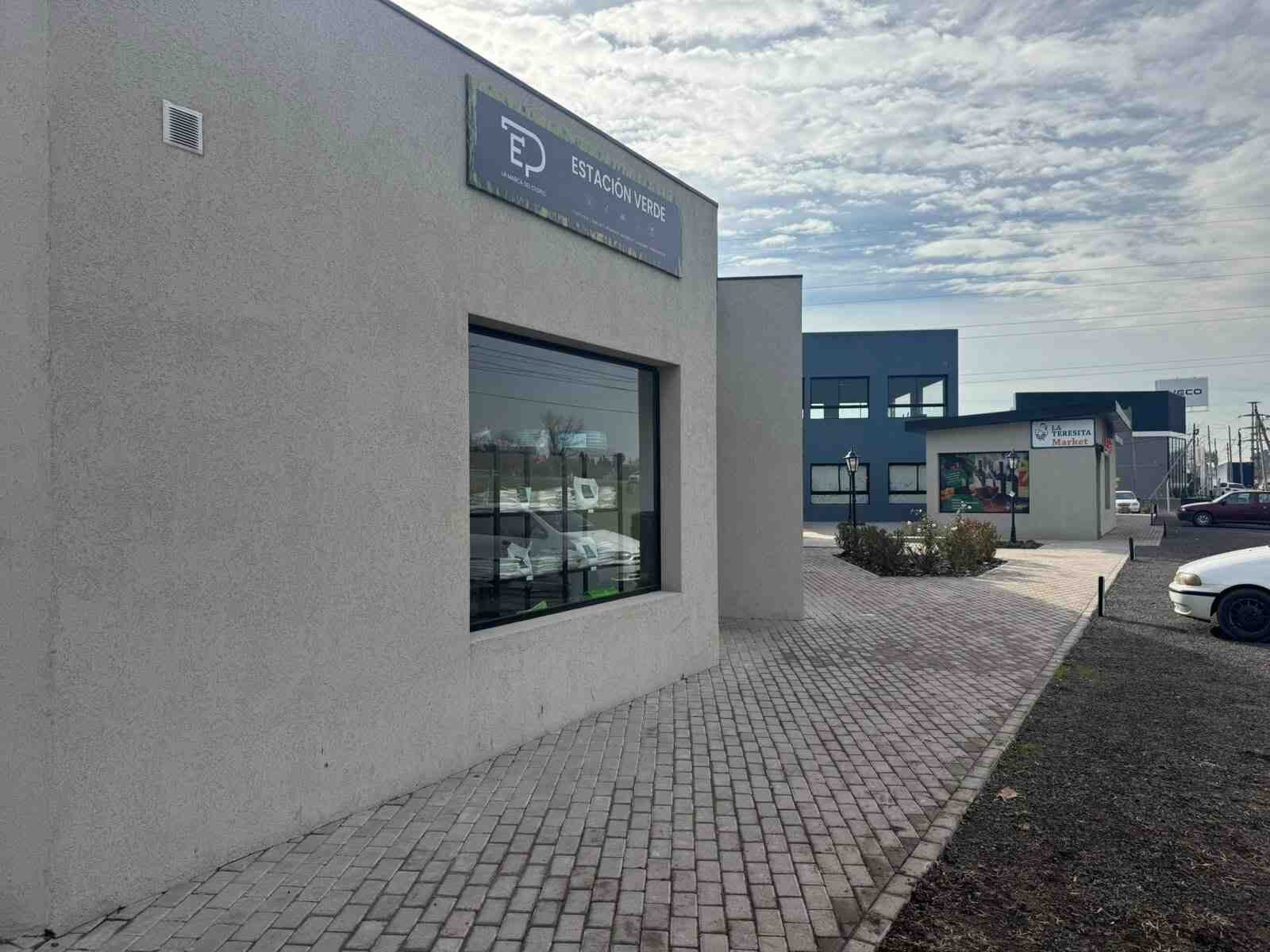 Local comercial en alquiler - Pilar - 6
