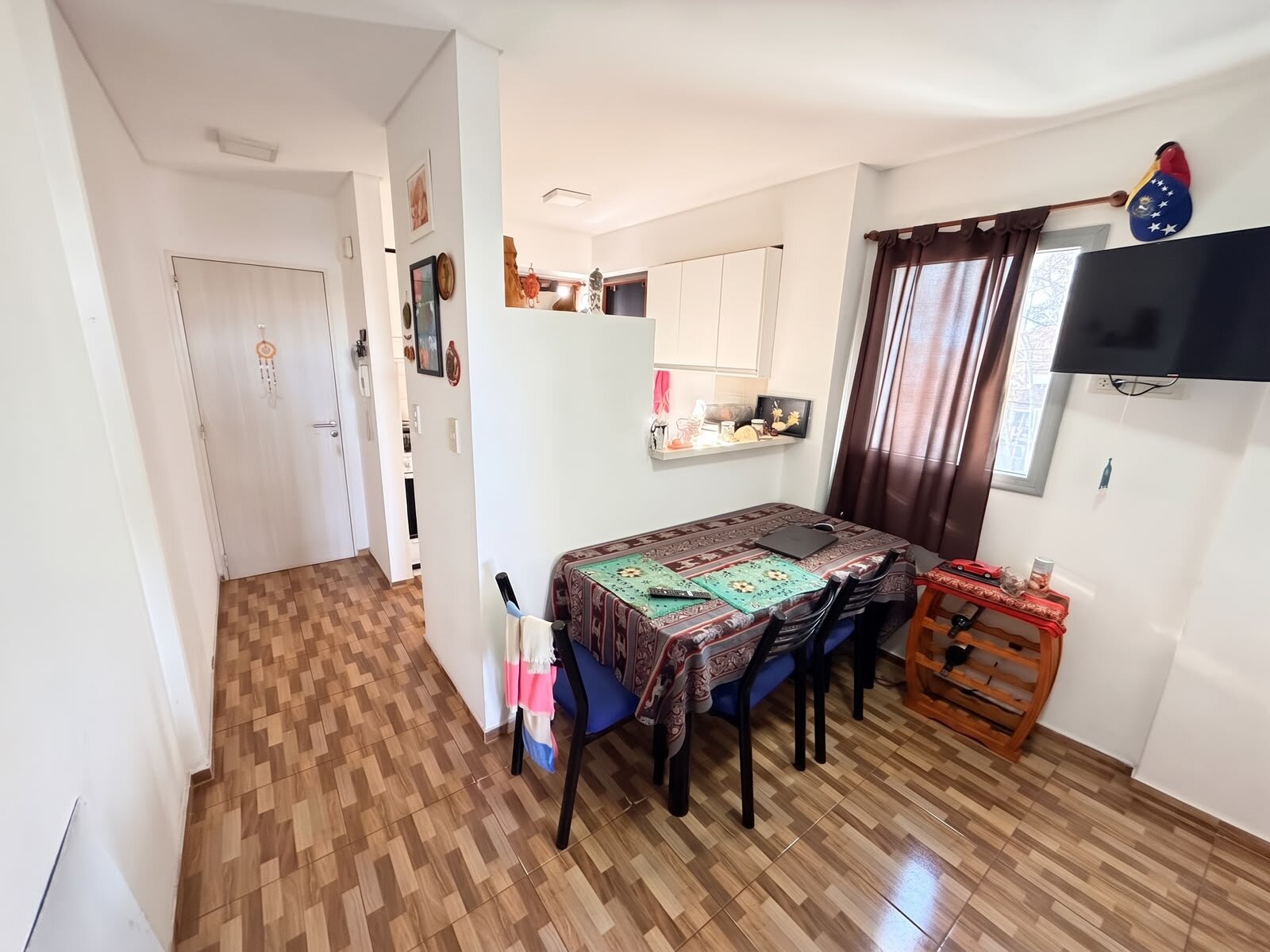 Depto 1 dormitorio al frente con balcón | Vera Mujica 630 | Zona Mercado del Patio — foto 10