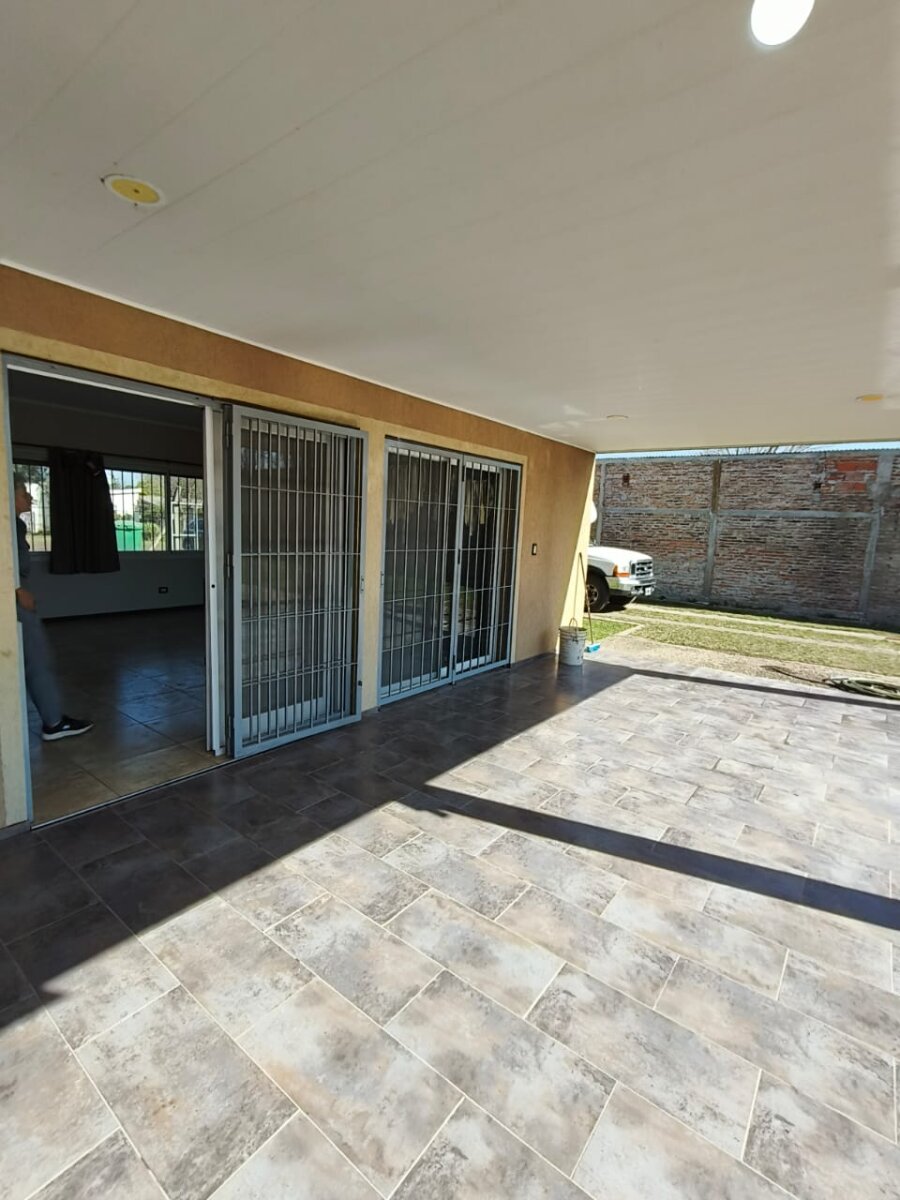 Casa tres dormitorios en Timbúes, barrio Las Quintas - 18