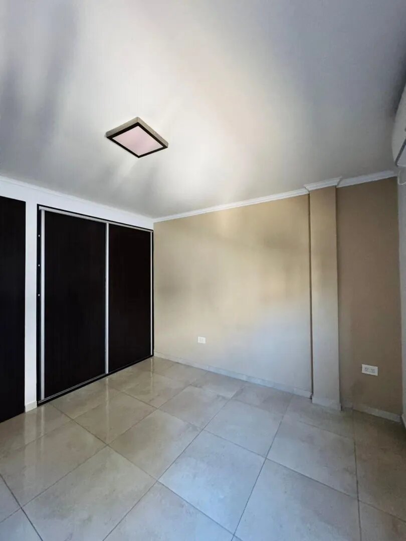 Casa Triplex  En Venta En Villa Carlos Paz, Punilla, Córdoba - Imagen 8