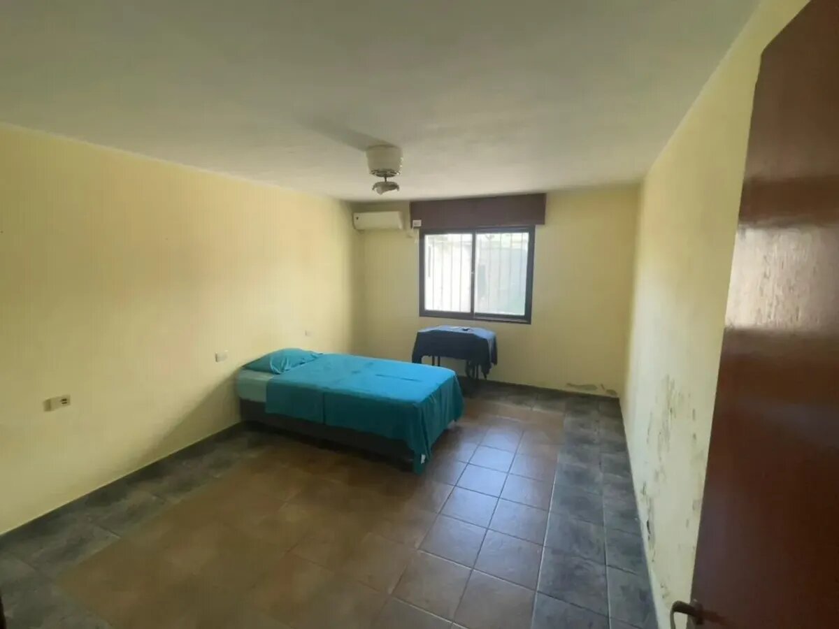 Casa Chalet  En Venta En Córdoba, Córdoba, Argentina - Imagen 6