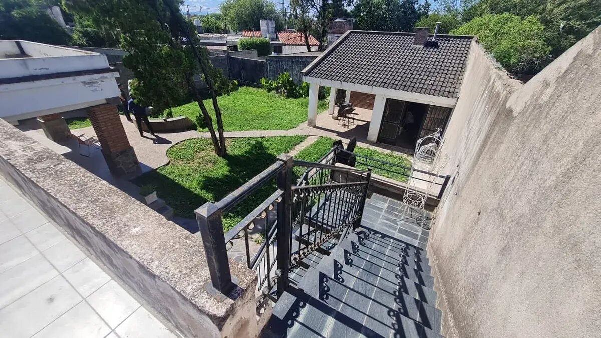 Casa Chalet  En Venta En Córdoba, Córdoba, Argentina - Imagen 12