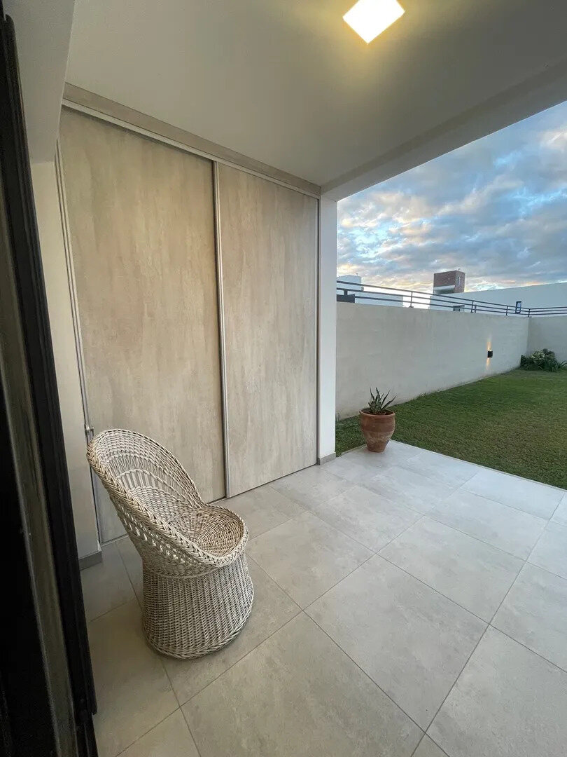 Casa Dúplex  En Venta En Manantiales, Córdoba - Imagen 6