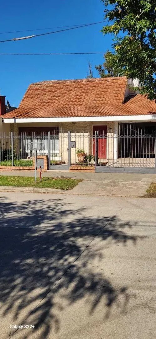 Casa Chalet  En Venta En Las Varillas, Córdoba, Argentina - Imagen 2