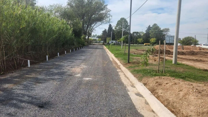 Terrenos - Alvarez - Venta